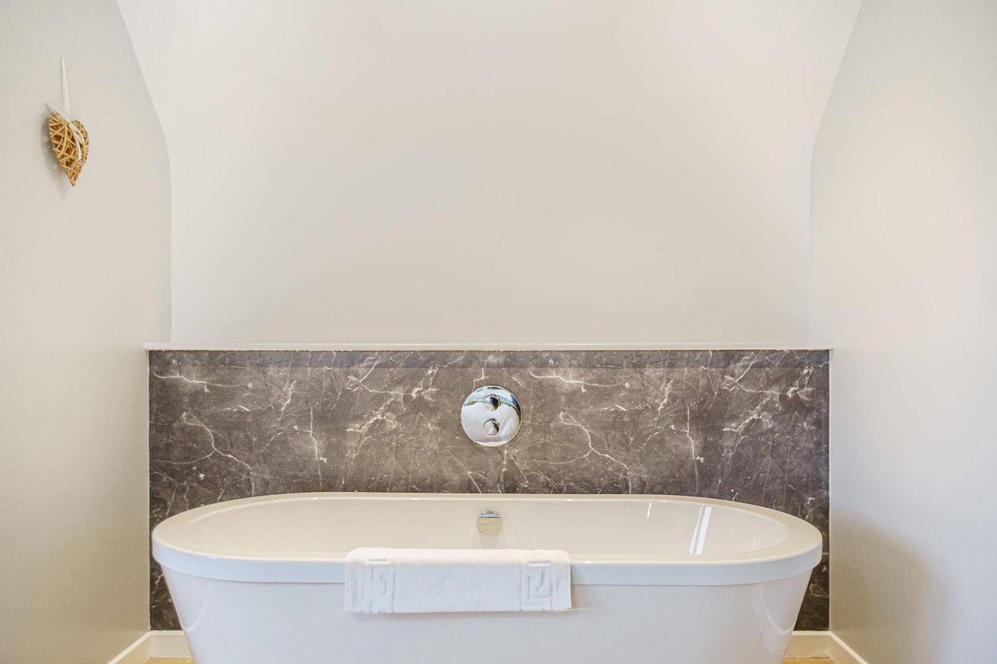 Lord Galloway 35 With Hot Tub نيوتن ستيوارت المظهر الخارجي الصورة